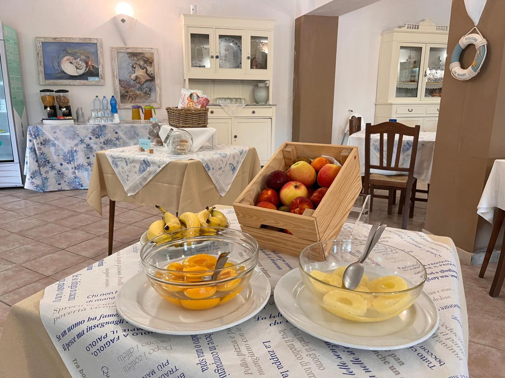 Hotel Frassetto Санта-Тереза-Галлура Экстерьер фото